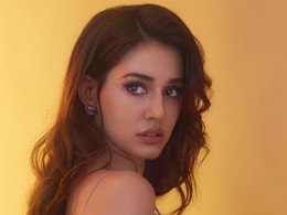 दिशा पटानी ने हाथी के लिए बनाई स्पेशल स्मूदी, जानवरों के लिए प्यार देख लोग हुए खुश