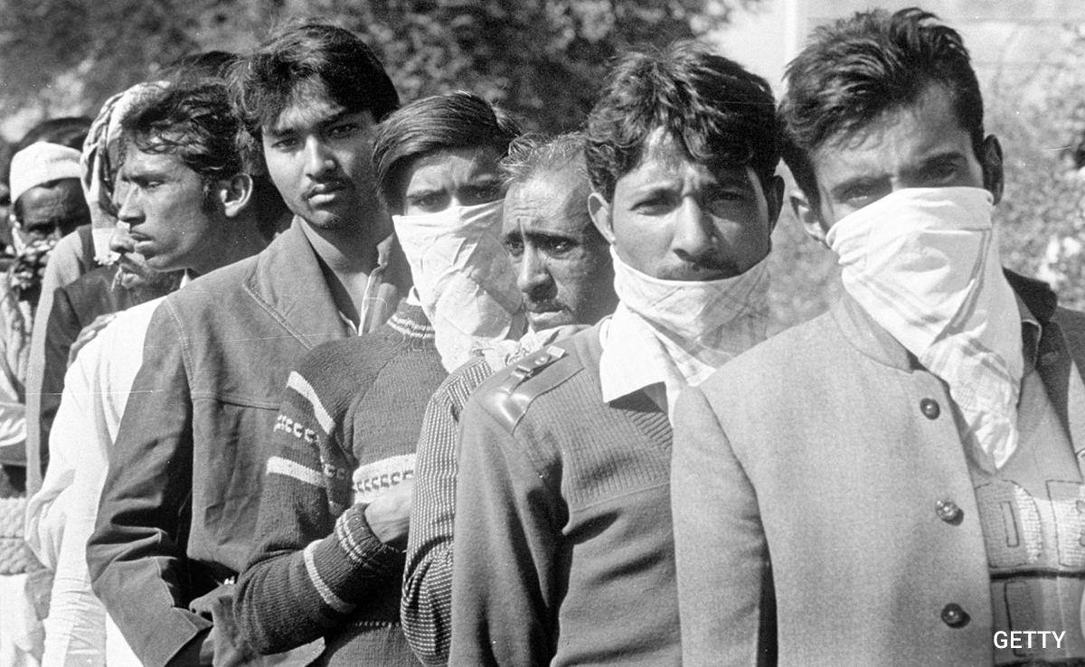 1984 Bhopal Gas Tragedy: 15 Pictures Of A City That Was Brought To Its Knees