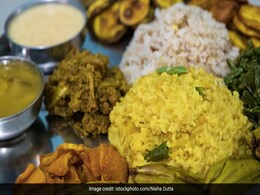 Sheetala Ashtami 2023: शीतला अष्टमी जानें क्यों लगाया जाता है माता को बासी खाने का भोग, जानें कैसे बनाया जाता है प्रसाद Sheetala Ashtami 2023: शीतला अष्टमी जानें क्यों लगाया जाता है माता को बासी खाने का भोग, जानें कैसे बनाया जाता है प्रसाद