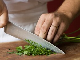 Safe Kitchen Practice: How To Handle Kitchen Knives Like A Pro?