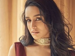 Flu से लड़ना है तो पिएं ये काढ़ा, Shraddha Kapoor ने बताया अपना Health Secret Flu से लड़ना है तो पिएं ये काढ़ा, Shraddha Kapoor ने बताया अपना Health Secret