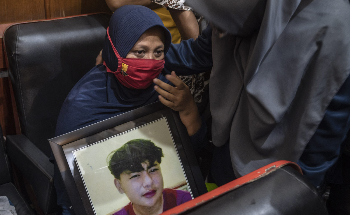 "No Justice" For Indonesia Football Crush Victims As 2 Cops Acquitted