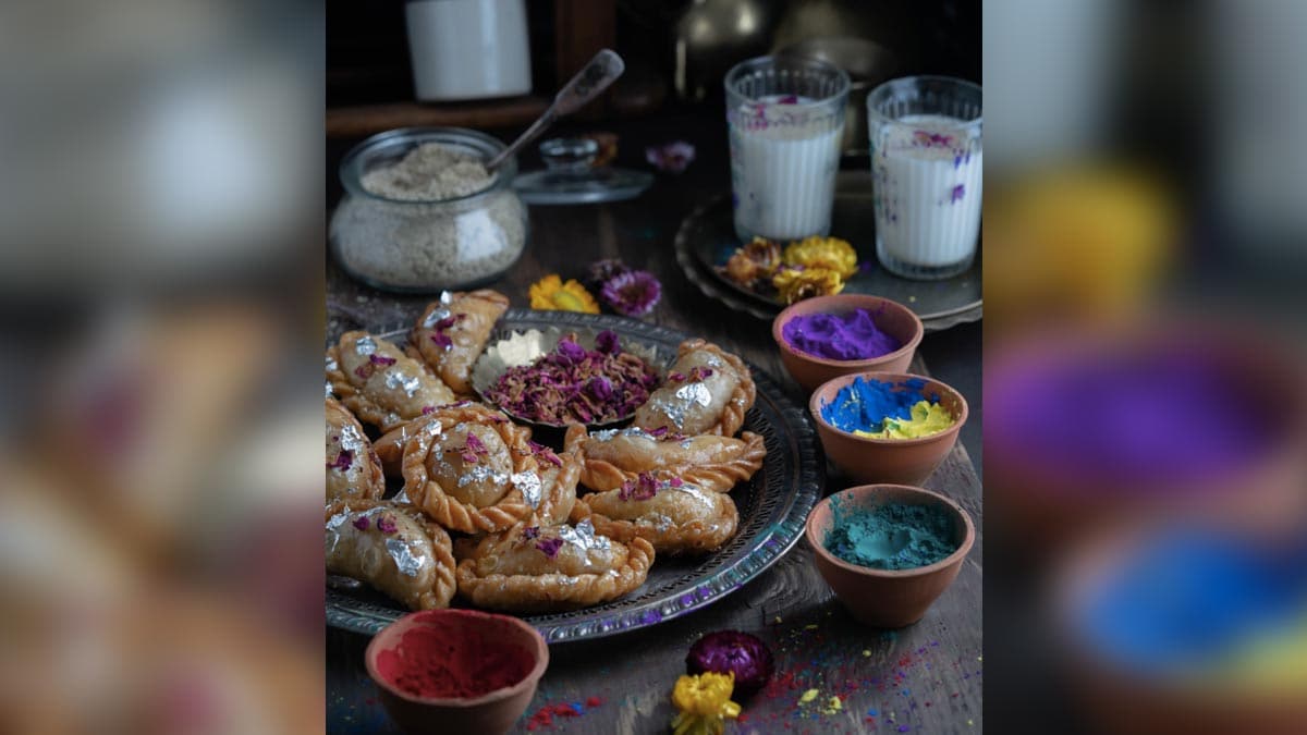7 Quick And Easy Snacks For Holi Party