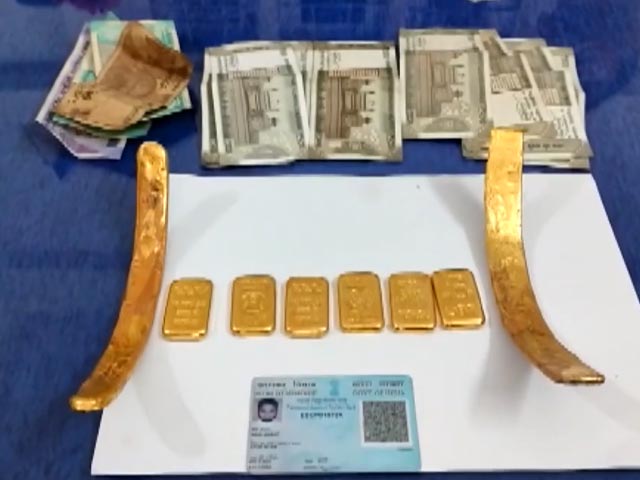 Rs 1 Crore Gold Seized From Tejas-Rajdhani Express, One Detained