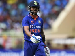 "Body Language Not Like Virat Kohli...": Sunil Gavaskar On India Batter's Lean Patch "Body Language Not Like Virat Kohli...": Sunil Gavaskar On India Batter's Lean Patch