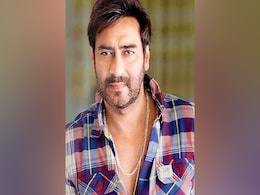 अजय देवगन के बेटे युग हो गए हैं बड़े, लुक में दिखते हैं बिलकुल पापा की तरह, लेटेस्ट फोटो देख फैन्स बोले- ये है दूसरा सिंघम  अजय देवगन के बेटे युग हो गए हैं बड़े, लुक में दिखते हैं बिलकुल पापा की तरह, लेटेस्ट फोटो देख फैन्स बोले- ये है दूसरा सिंघम