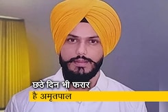 खालिस्तानी नेता अमृतपाल सिंह हरियाणा में, CCTV कैमरे की नजर से बचने को छाता का सहारा खालिस्तानी नेता अमृतपाल सिंह हरियाणा में, CCTV कैमरे की नजर से बचने को छाता का सहारा