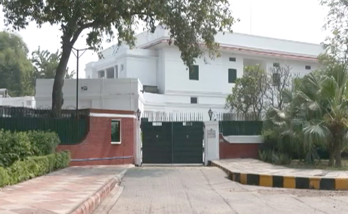 UK High Commission In Delhi Identifies Fraudulent Visa Agents, Case Filed