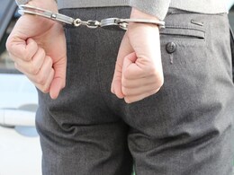 Man Posing As Journalist Arrested For Extorting Money From Nagpur Cafe Owner Man Posing As Journalist Arrested For Extorting Money From Nagpur Cafe Owner