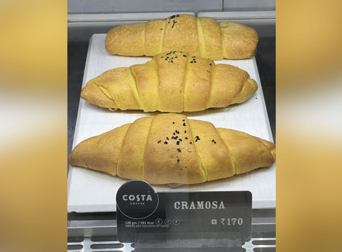 Croissant + Samosa = Cramosa: The Confusing Food Combo Taking ...