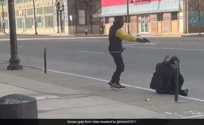 US Man Shoots Homeless Man In Broad Daylight, Arrested