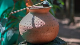 5 Incredible Health Benefits Of Drinking Water From Clay Pots (Matka)