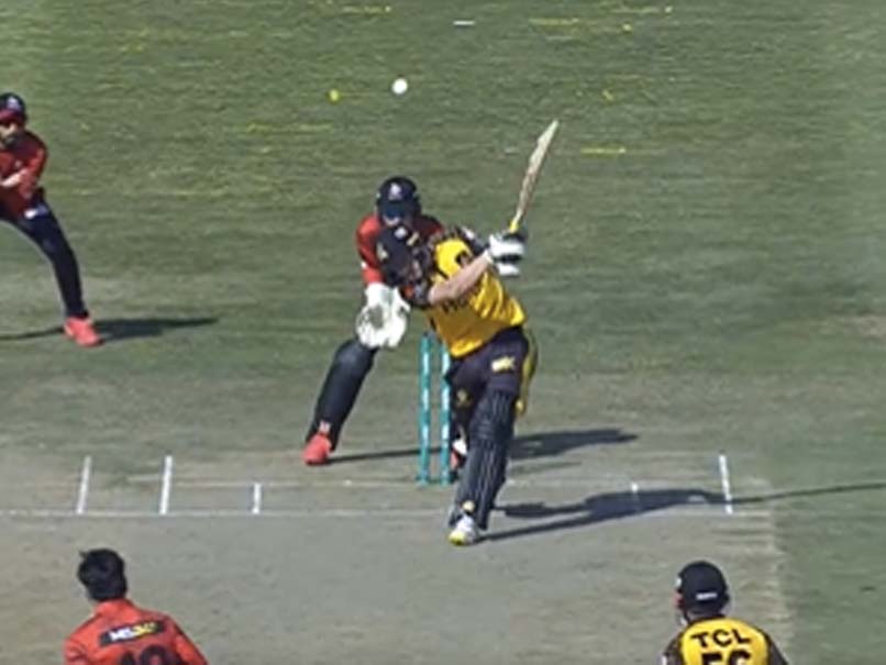 PSL 2023: 'देखो गेंद कहां गई' राशिद खान की गेंद पर कैडमोर ने ऐसा चलाया बल्ला, लूट ली महफ़िल