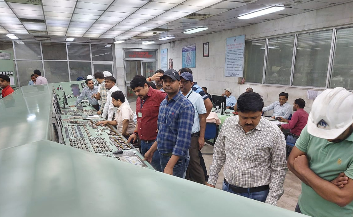 Brief Power Cut At Event Attended By 2 State Ministers In Greater Noida