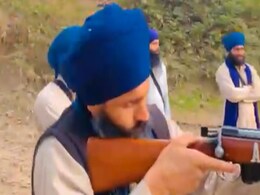 "...वो हथियार चलाने की ट्रेनिंग देता था"अमृतपाल सिंह के गिरफ्तार बॉडीगार्ड तेजिंदर सिंह गिल का खुलासा "...वो हथियार चलाने की ट्रेनिंग देता था"अमृतपाल सिंह के गिरफ्तार बॉडीगार्ड तेजिंदर सिंह गिल का खुलासा