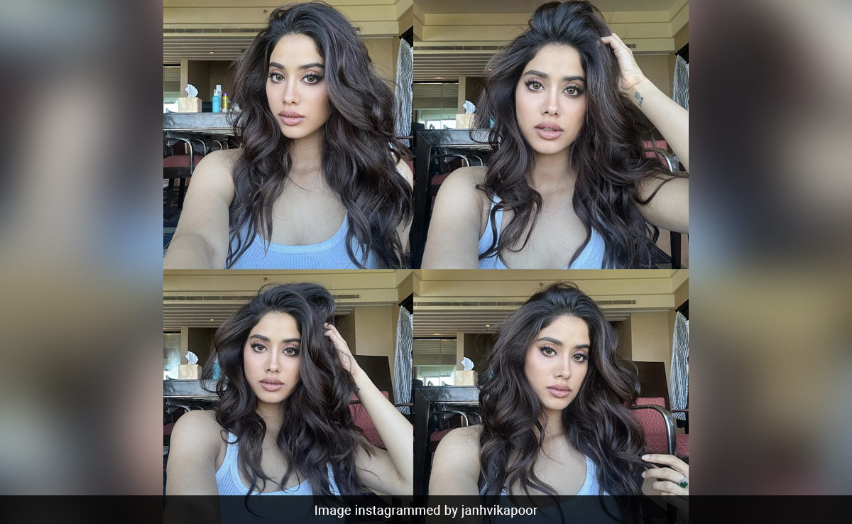 For Janhvi Kapoor, It Was A "Good Day For Selfies"