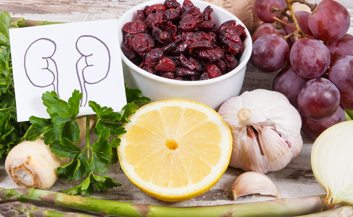 Add these desi superfoods packed with nutrients to your diet today to improve your kidney health