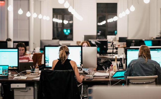'Bare Minimum Monday' Is The New Workplace Trend Similar To Quiet Quitting