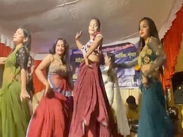 काशी में 400 सालों से जलती चिताओं के बीच क्यों नृत्य करती हैं नगर वधुएं? जानें वजह काशी में 400 सालों से जलती चिताओं के बीच क्यों नृत्य करती हैं नगर वधुएं? जानें वजह