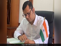 "Frying <i>Pakodas</i> Will Be Difficult": Goa Leader On Cooking Gas Price Hike "Frying <i>Pakodas</i> Will Be Difficult": Goa Leader On Cooking Gas Price Hike