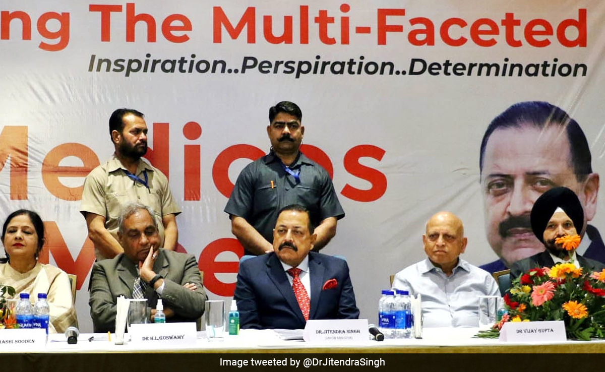 Reporters Must Not Become Activists With "Vested Interests": Minister