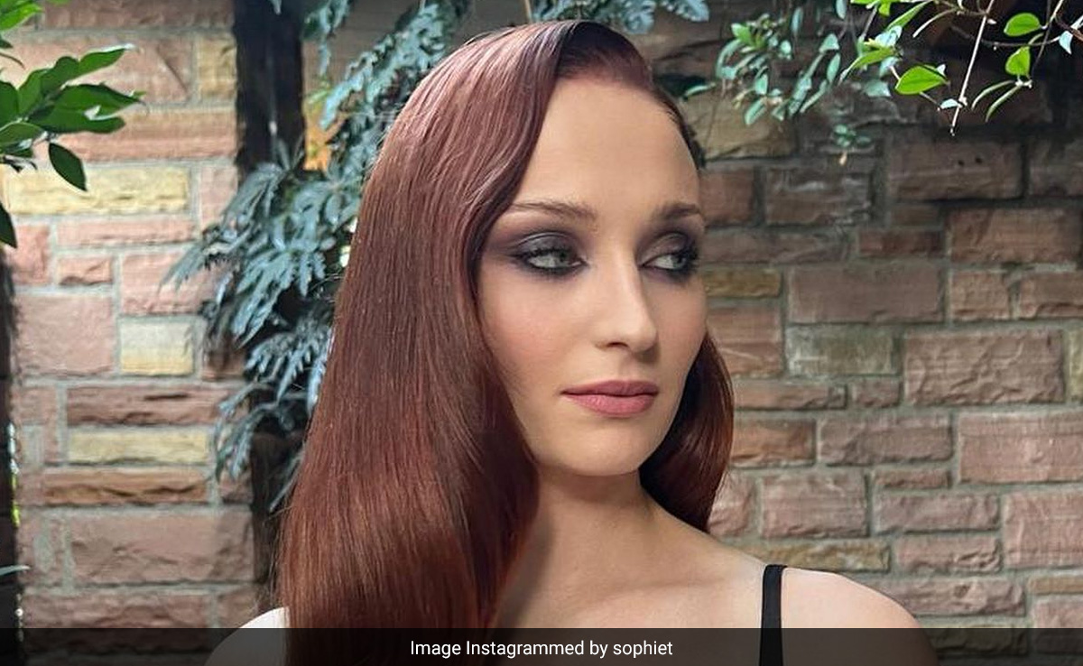 From Sophie Turner To Gigi Hadid, Here's How To Wear Trendy Copper Hair This Spring 2023