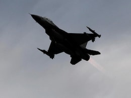 US F-16 Fighter Crashes In South Korea During Training Exercise: Report US F-16 Fighter Crashes In South Korea During Training Exercise: Report