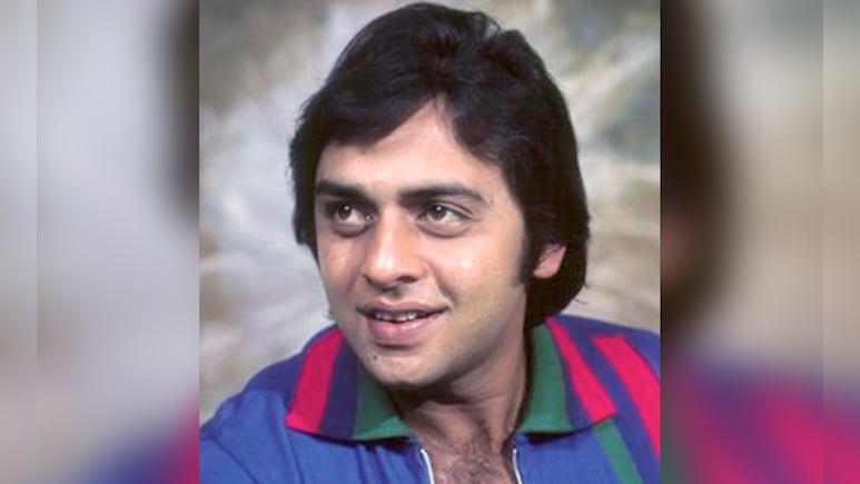 उस एक्ट्रेस की 4 फोटो, जिन्हें विनोद मेहरा नहीं दिला सके पत्नी को दर्जा, मां ने कर दिया था घर से बाहर उस एक्ट्रेस की 4 फोटो, जिन्हें विनोद मेहरा नहीं दिला सके पत्नी को दर्जा, मां ने कर दिया था घर से बाहर