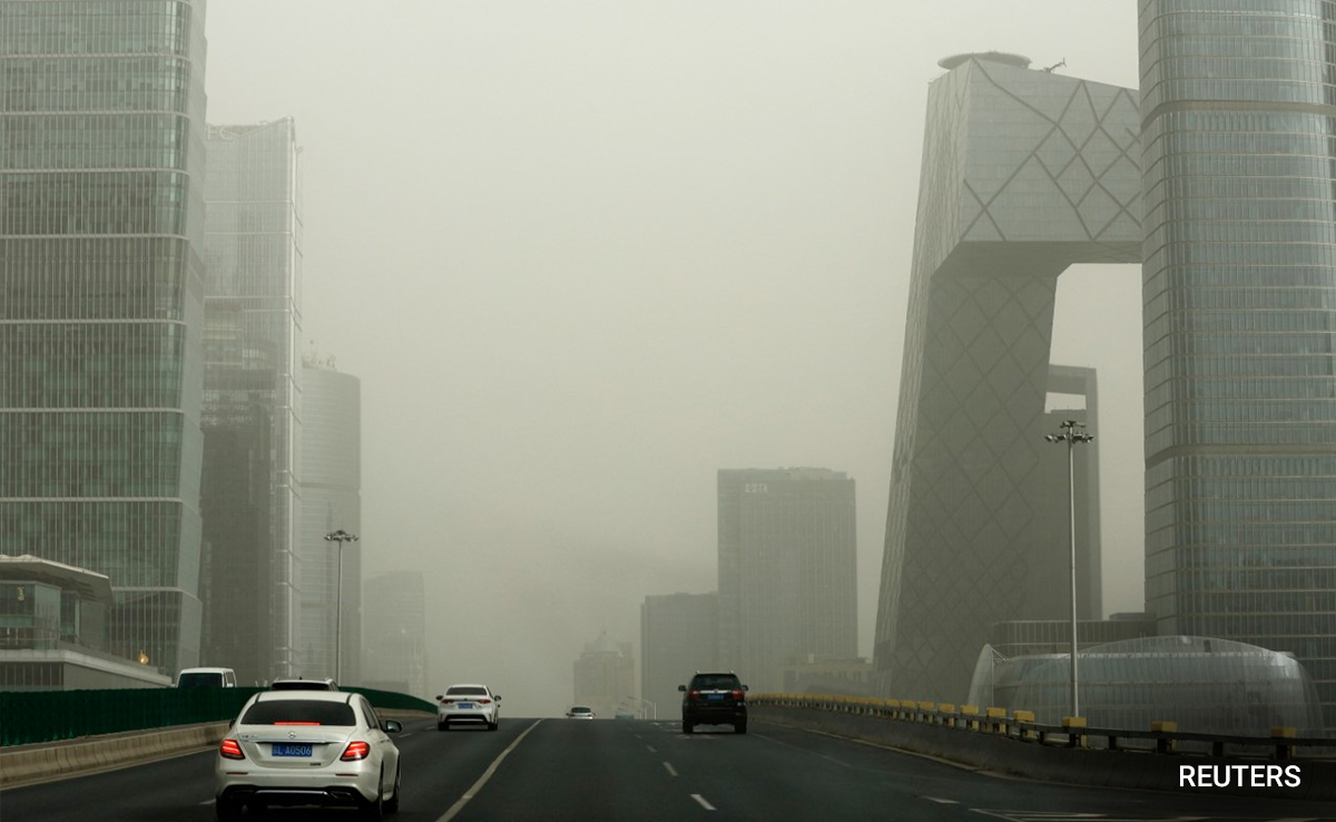 Beijing Hit By Massive Sandstorm, Air Quality Turns Severe