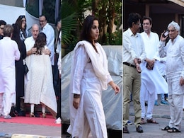 सतीश कौशिक की प्रेयर मीट में पहुंचे बॉलीवुड सेलेब्स, अनुपम खेर ने पैपराजी से कहा- मैं सतीश की एक तस्वीर खोजने की कोशिश... सतीश कौशिक की प्रेयर मीट में पहुंचे बॉलीवुड सेलेब्स, अनुपम खेर ने पैपराजी से कहा- मैं सतीश की एक तस्वीर खोजने की कोशिश...