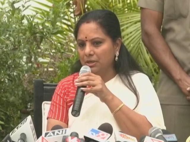 "Congress No Longer National Party": KCR's Daughter's "Team Player" Advice