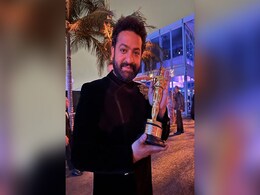 <i>RRR</i> At Oscars 2023: Jr NTR Poses With Trophy; "Just The Beginning," He Said After <i>Naatu Naatu</i> Win <i>RRR</i> At Oscars 2023: Jr NTR Poses With Trophy; "Just The Beginning," He Said After <i>Naatu Naatu</i> Win