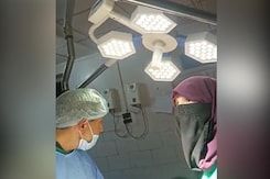 Video: C-Section By Kashmir Doctors During Earthquake Video: C-Section By Kashmir Doctors During Earthquake