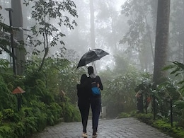 बारिश में दिल्ली की इन 4 जगहों पर रोमांटिक डेट कर सकते हैं प्लान, लाइफटाइम ये दिन रहेगा याद बारिश में दिल्ली की इन 4 जगहों पर रोमांटिक डेट कर सकते हैं प्लान, लाइफटाइम ये दिन रहेगा याद