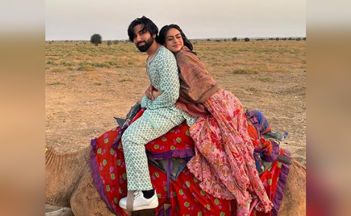 On Nysa Devgan's 20th Birthday, BFF Orhan Awatramani Wishes Her Like This