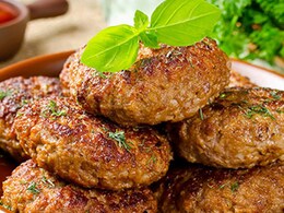 Veg Shami Kebab: कबाब खाने के शौकीन हैं तो इस वेजिटेरियन कबाब डिश को जरूर करें ट्राई, नोट करें आसान रेसिपी Veg Shami Kebab: कबाब खाने के शौकीन हैं तो इस वेजिटेरियन कबाब डिश को जरूर करें ट्राई, नोट करें आसान रेसिपी