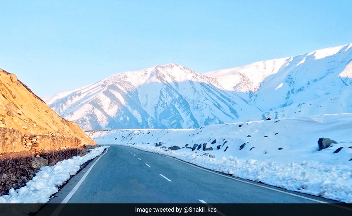 Kashmir's Shopian Residents "Elated" As Centre Announces Mughal Road Tunnel