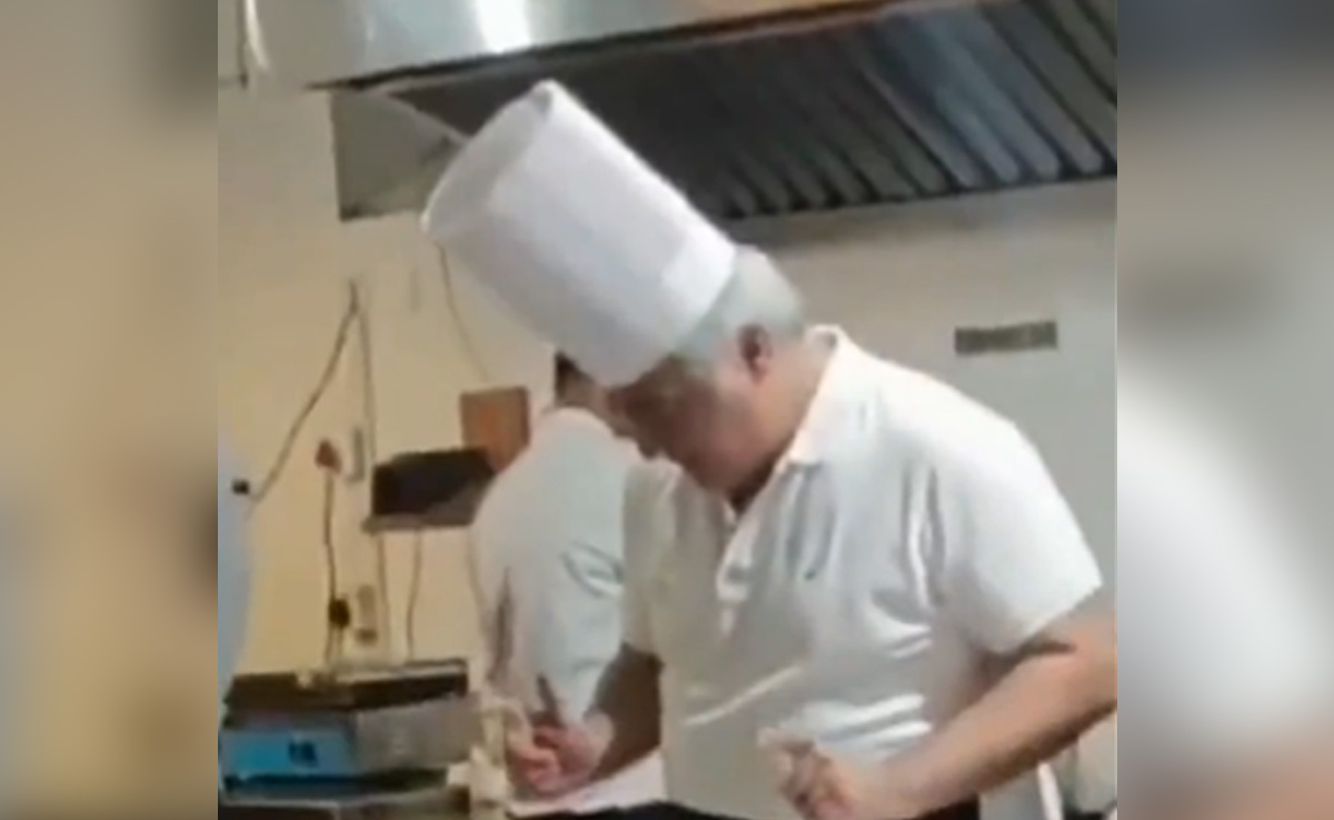 Viral: Ajith Kumar, In Nepal, Turns Chef For A Day. Watch