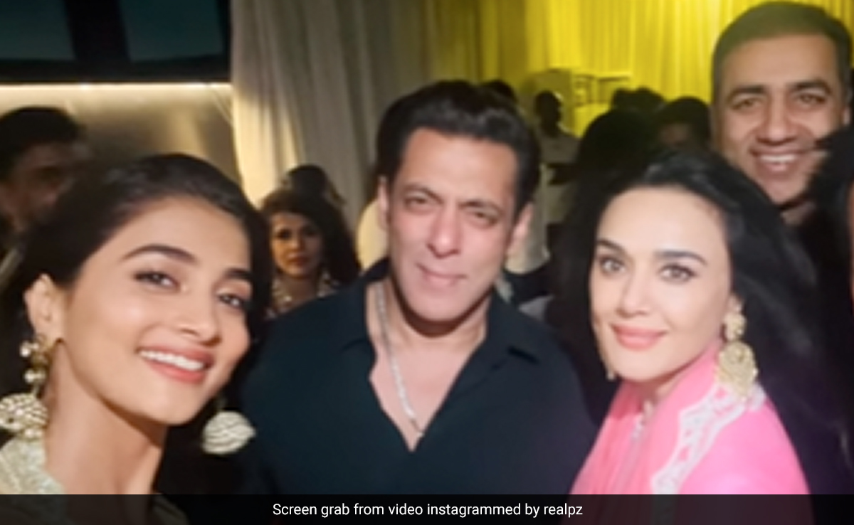 Salman Khan And Pooja Hegde In Preity Zinta's Inside Pics From Eid Party