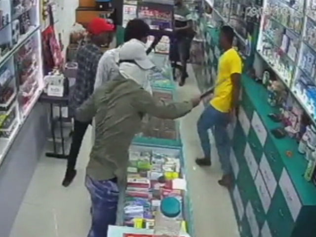 Video: Men Armed With Machetes Attack Staff At Maharashtra Shop