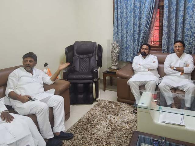 After Stomping Out Of BJP, Karnataka Politician Joins Congress