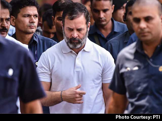 मानहानि केस: राहुल गांधी शनिवार को लोकसभा सचिवालय को सौंपेंगे सरकारी बंगला