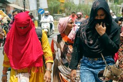 मौसम विभाग ने देश के 9 राज्यों में जारी की लू की चेतावनी, पारा 45 डिग्री तक पहुंचने का अनुमान मौसम विभाग ने देश के 9 राज्यों में जारी की लू की चेतावनी, पारा 45 डिग्री तक पहुंचने का अनुमान