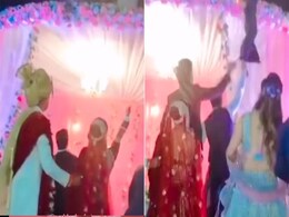 Wedding Video: जयमाला के दौरान स्टेज पर लग गई आग, भागकर बचाने आया दुल्हन का भाई Wedding Video: जयमाला के दौरान स्टेज पर लग गई आग, भागकर बचाने आया दुल्हन का भाई