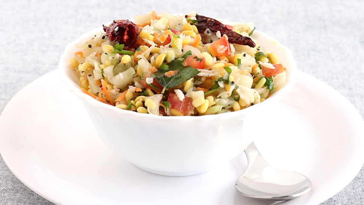 5 Salad Recipes That Will Make You Fall In Love With Moong Dal All Over Again!