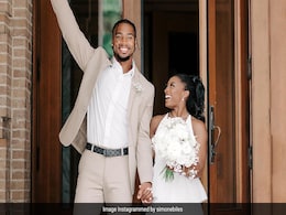"Officially Owens": US Olympic Gymnast Simone Biles Marries Jonathan Owens "Officially Owens": US Olympic Gymnast Simone Biles Marries Jonathan Owens