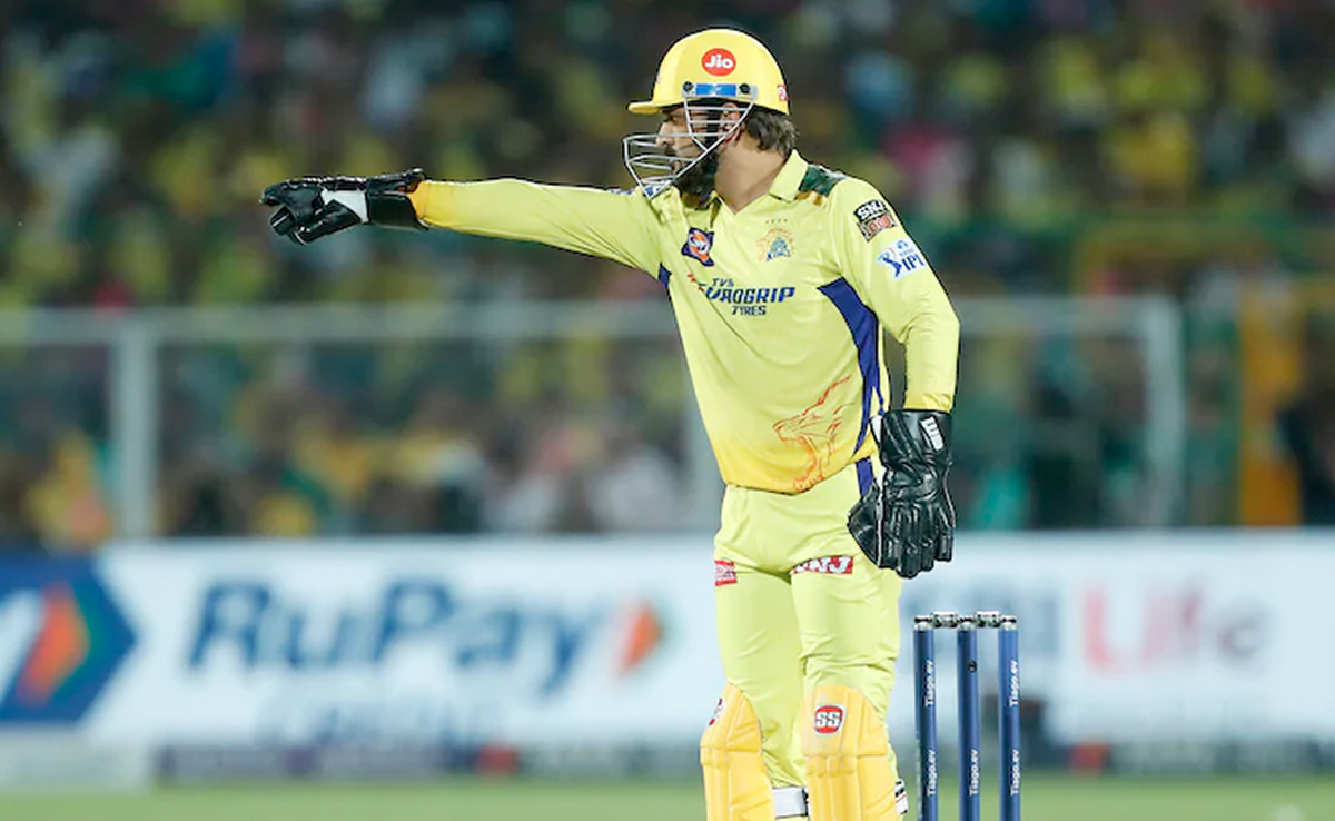 IPL 2023:"धोनी रिव्यू सिस्टम फेल", चेन्नई सुपर किंग्स ने गंवाया DRS तो सोशल मीडिया पर भड़के फैंस