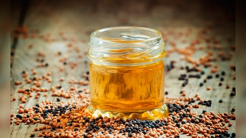 Sarso Ka Tel: सरसों का तेल खाने से क्या होता है? न्यूट्रिशनिस्ट पूजा मखीजा ने बताया इस्तेमाल करने का सही तरीका