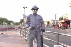 Punjab's Living, Breathing Statue Punjab's Living, Breathing Statue