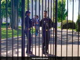 Toddler Squeezes Through White House Fence. Here's What Secret Service Did Toddler Squeezes Through White House Fence. Here's What Secret Service Did